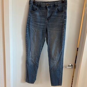 American Eagle Outfitters High Rise Blue Jeans
